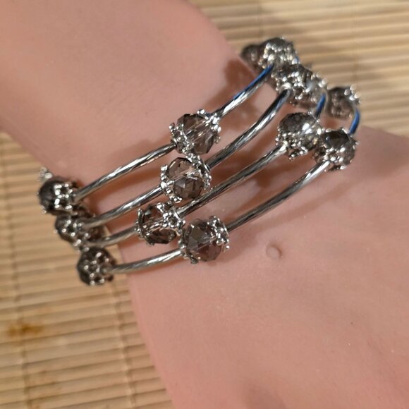 Silver Tone Crystal Wrap Bracelet With Gray Smoke Faceted Beads Filigree Details - Picture 6 of 7